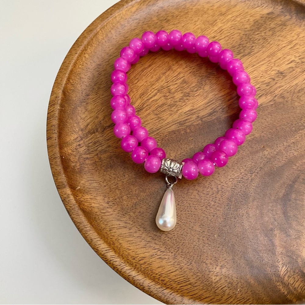 3/$20 Pink Crystal Beaded Bracelet with Pearl Charm